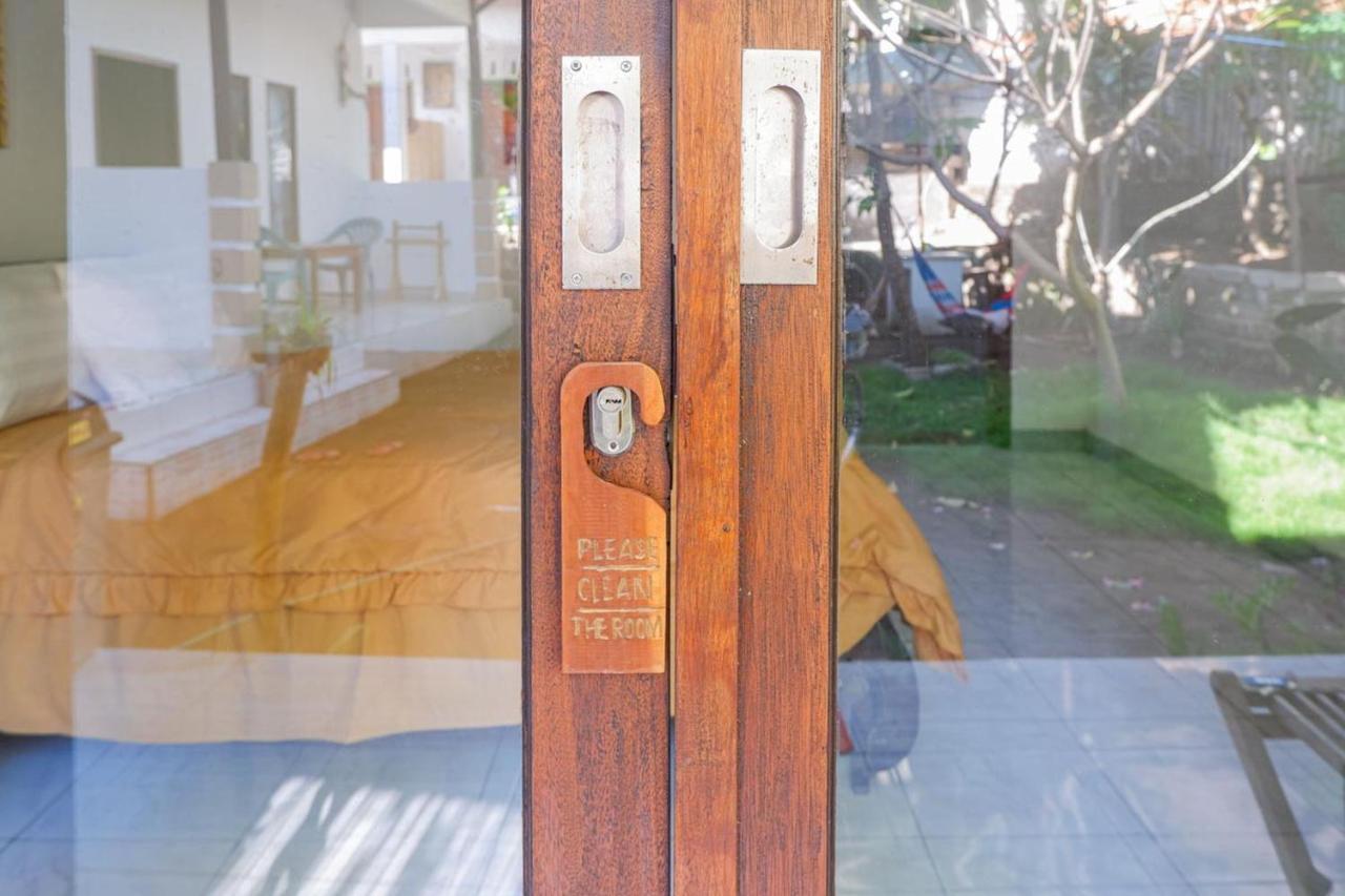 Bukit Garden Bed & Breakfast Gili Trawangan Dış mekan fotoğraf
